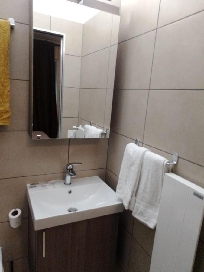Appartamento Di 45Mq A Balerna Exterior foto