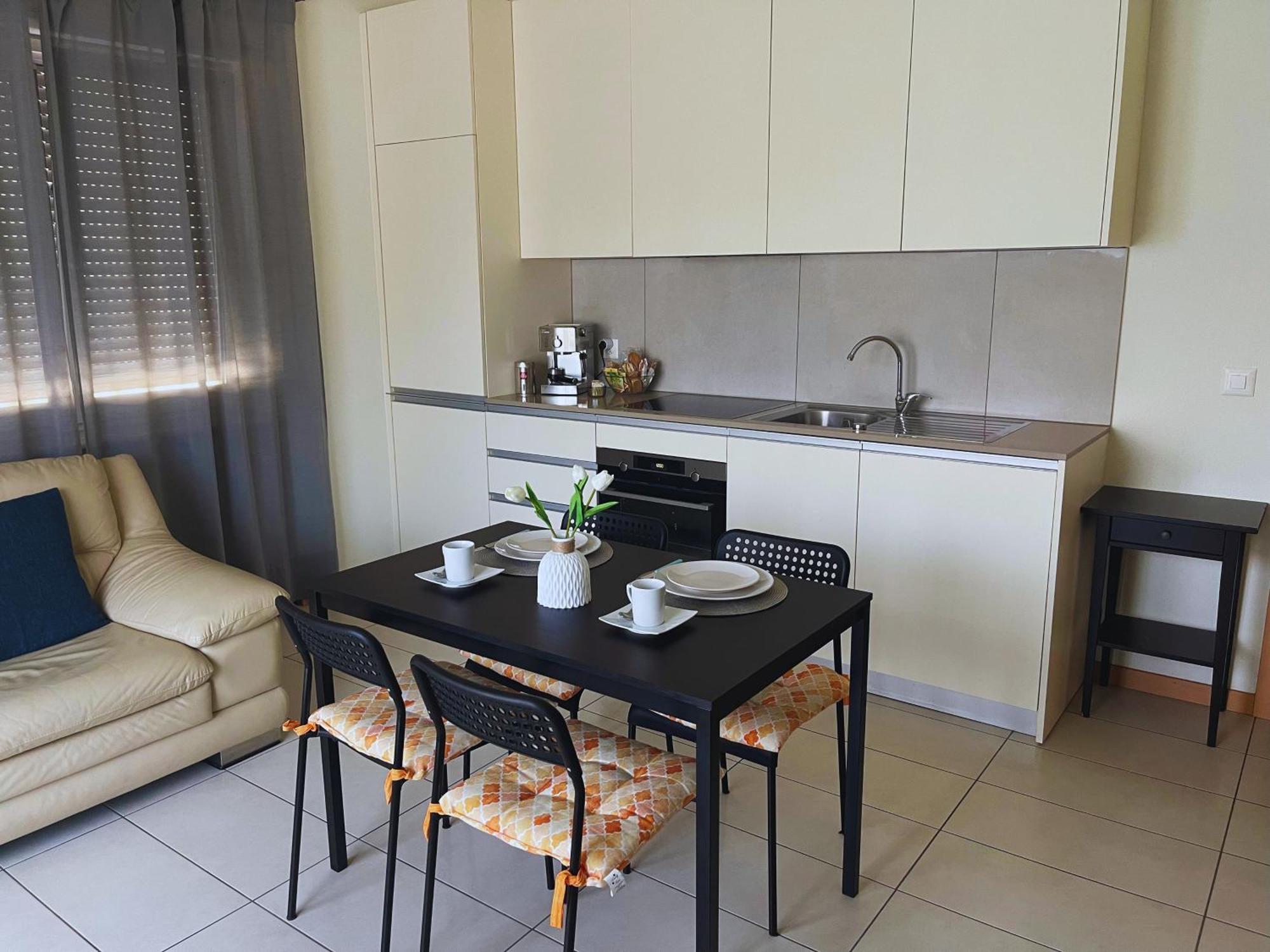 Appartamento Di 45Mq A Balerna Exterior foto